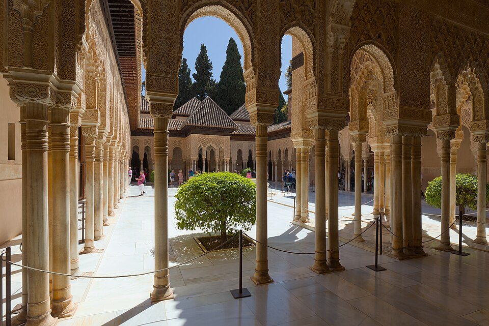 Granada Alhambra Palacios nazaríes Patio de los Leones 1